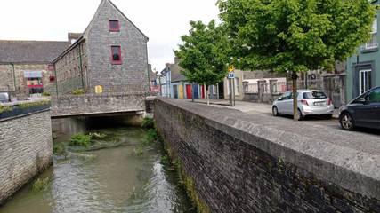 Gîte pour 4 personnes, avec terrasse et jardin à Clonakilty