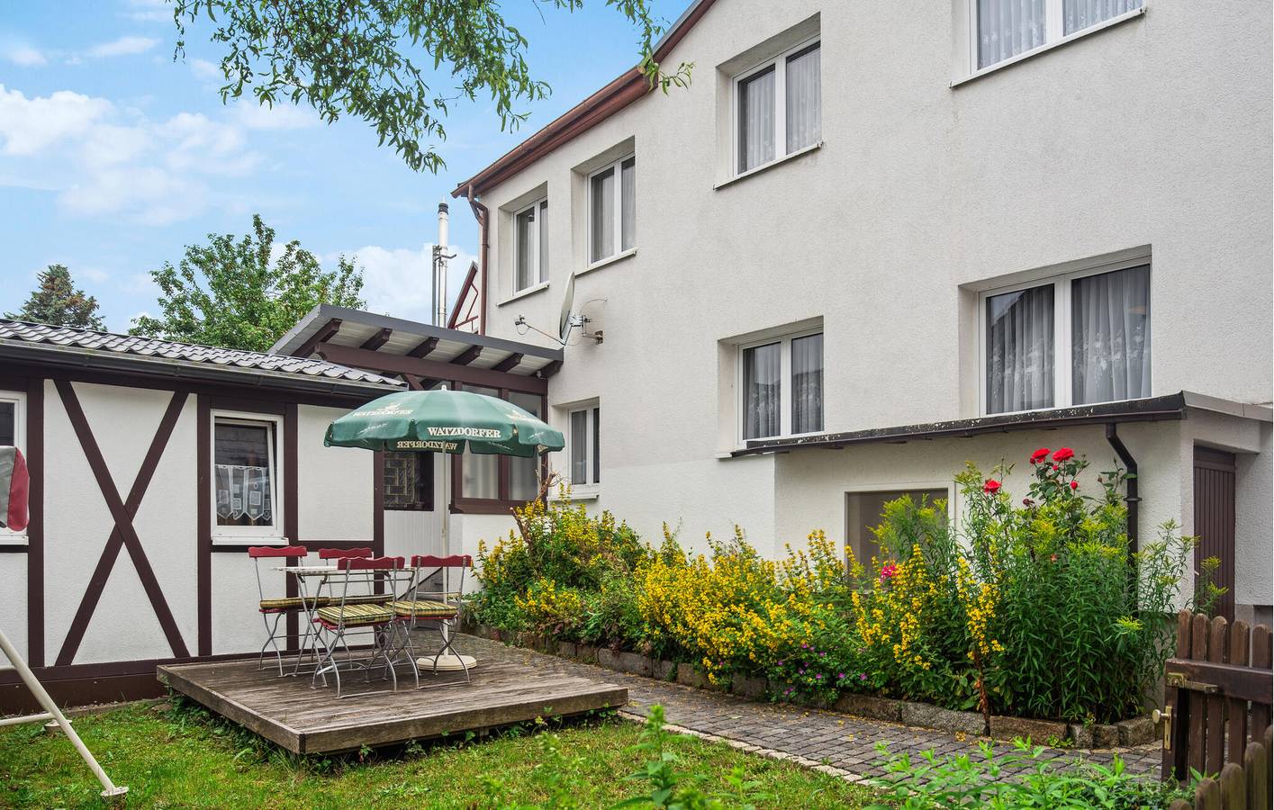 Moderne Wohnung mit Terrasse, Geschirrspüler & Parkplatz in Herschdorf in Herschdorf, Thüringer Kernland