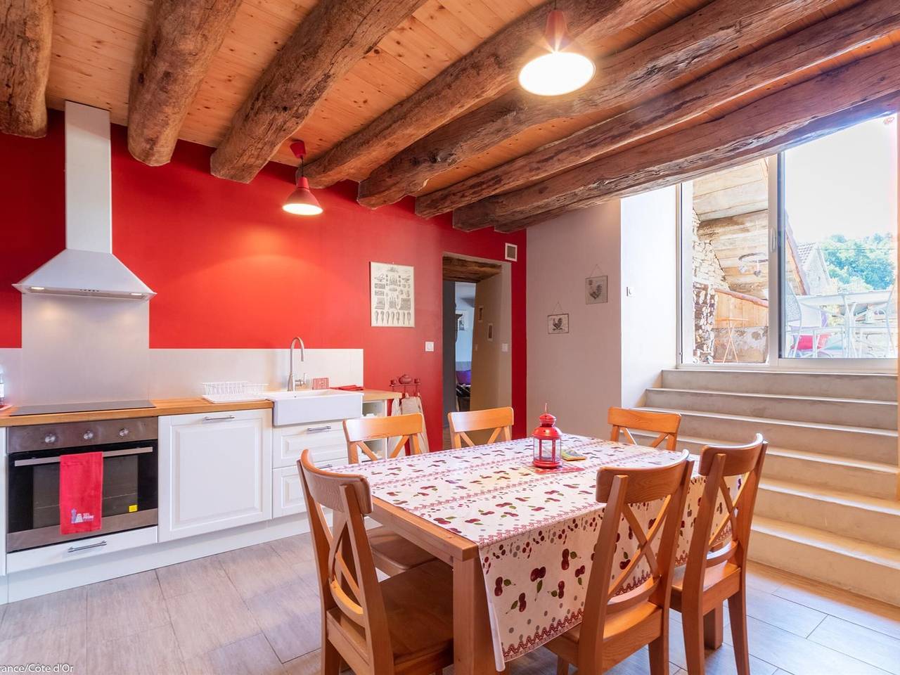 Renovated cottage with view, 2 bedrooms, near Dijon in Vaux-Saules, Dijon region