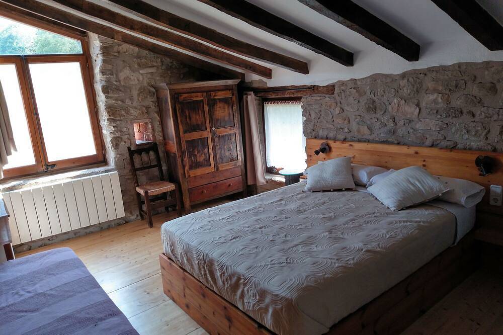 Masia con encanto en Santa Pau in Santa Pau, Parc Natural de Zona Volcànica de la Garrotxa