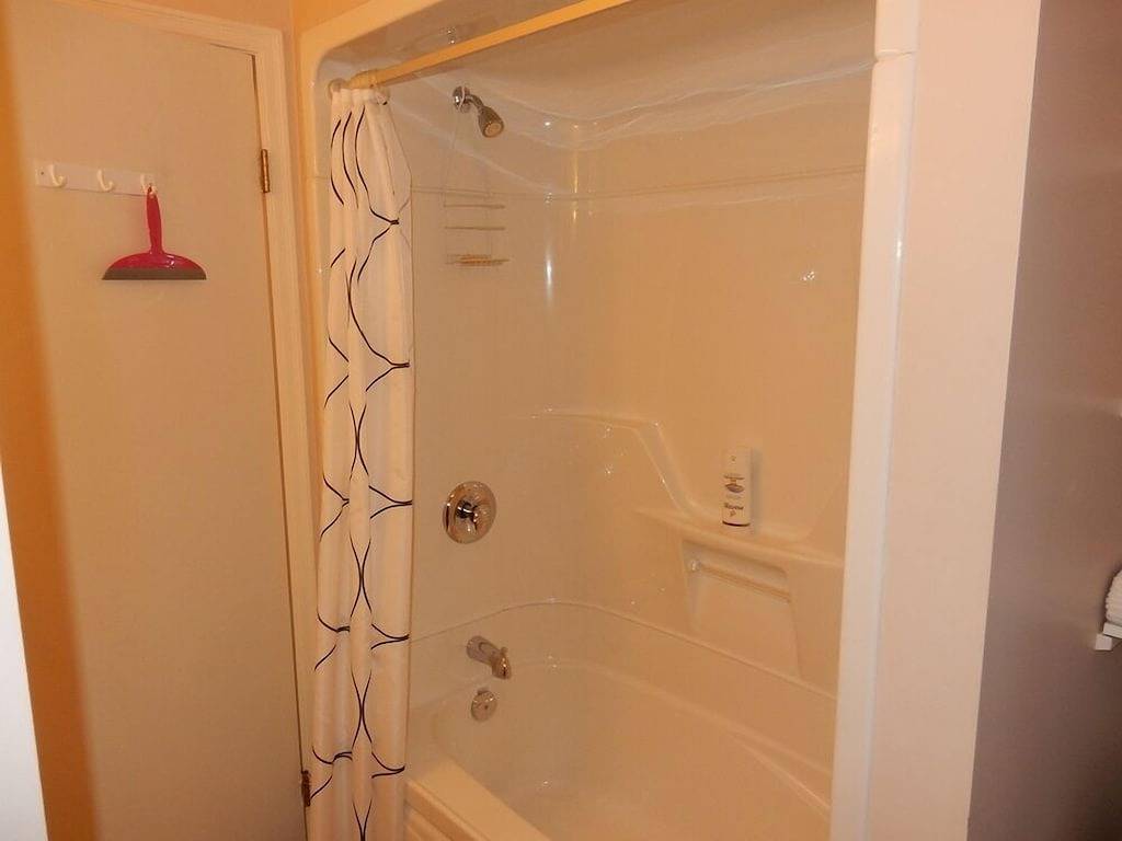 Silver Star Road Suites - Suite auf der unteren Ebene in Silver Star