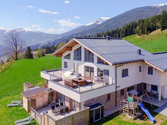 Holiday apartment for 6 people, with terrace and garden as well as view and sauna - 1