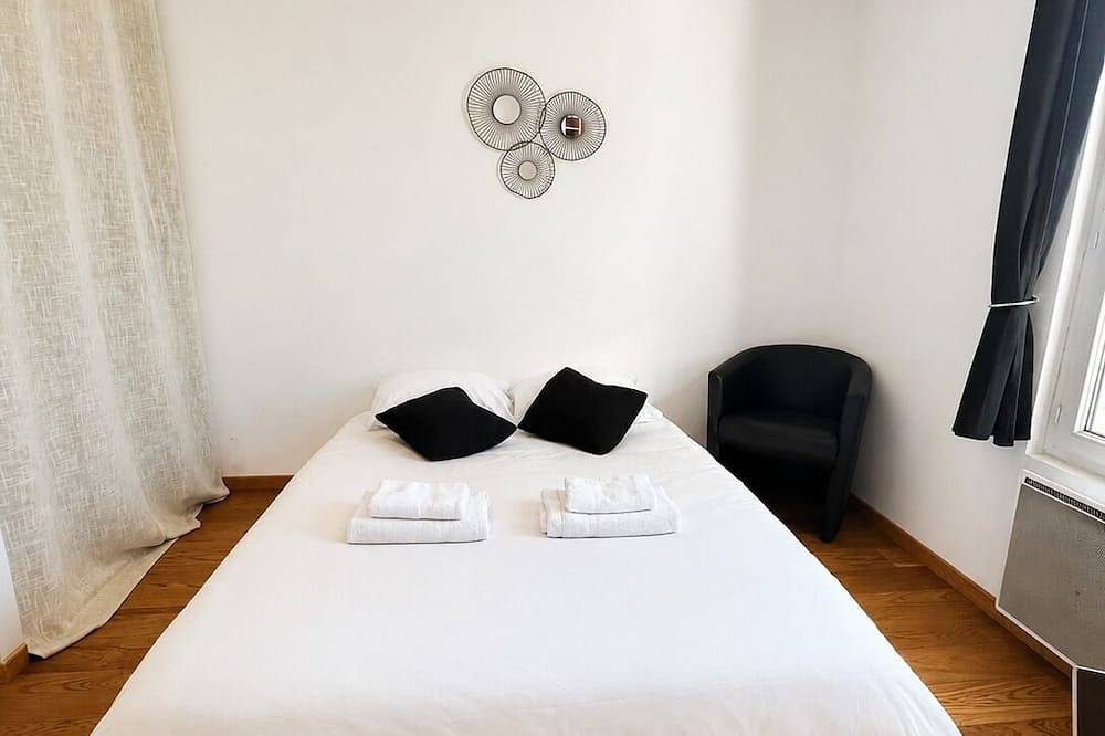 Appartement entier, Le Victor Hugo - Paris & Disneyland in Fontenay-sous-Bois, Val-de-Marne
