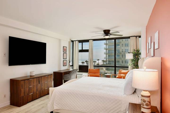 Vacation rental for 2 people, with pool in Daytona Beach Shores