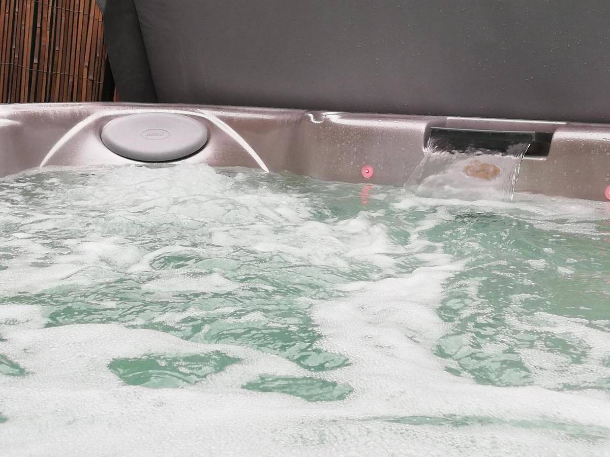Appartement entier, Un Spa au Canyon in Freyming-Merlebach, Région de Forbach
