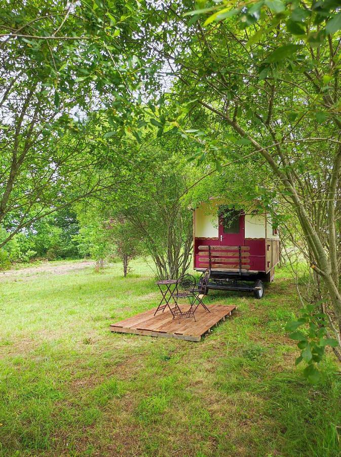 Maison de campagne pour 2 personnes, avec terrasse ainsi que vue et jardin à Couze-et-Saint-Front - 2