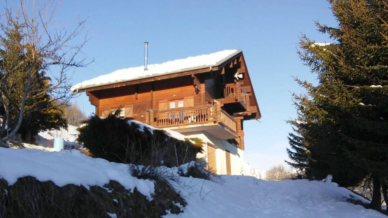 Superior Chalet in Les Chapelles, Région d'Albertville