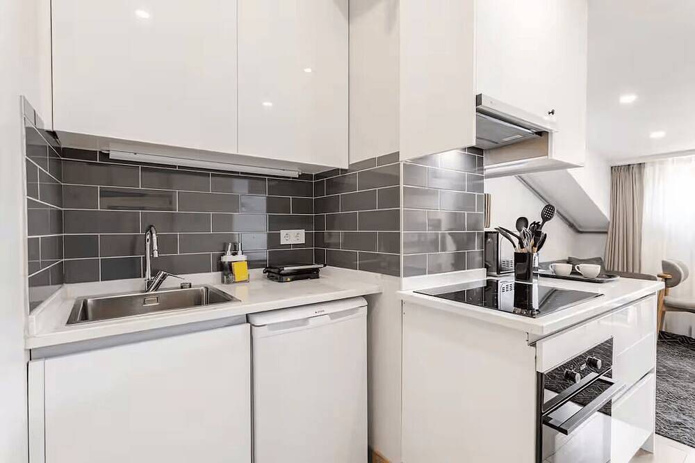 Entire apartment, Rooftop Flat in Şişli Built 2025 in Şişli, Istanbul