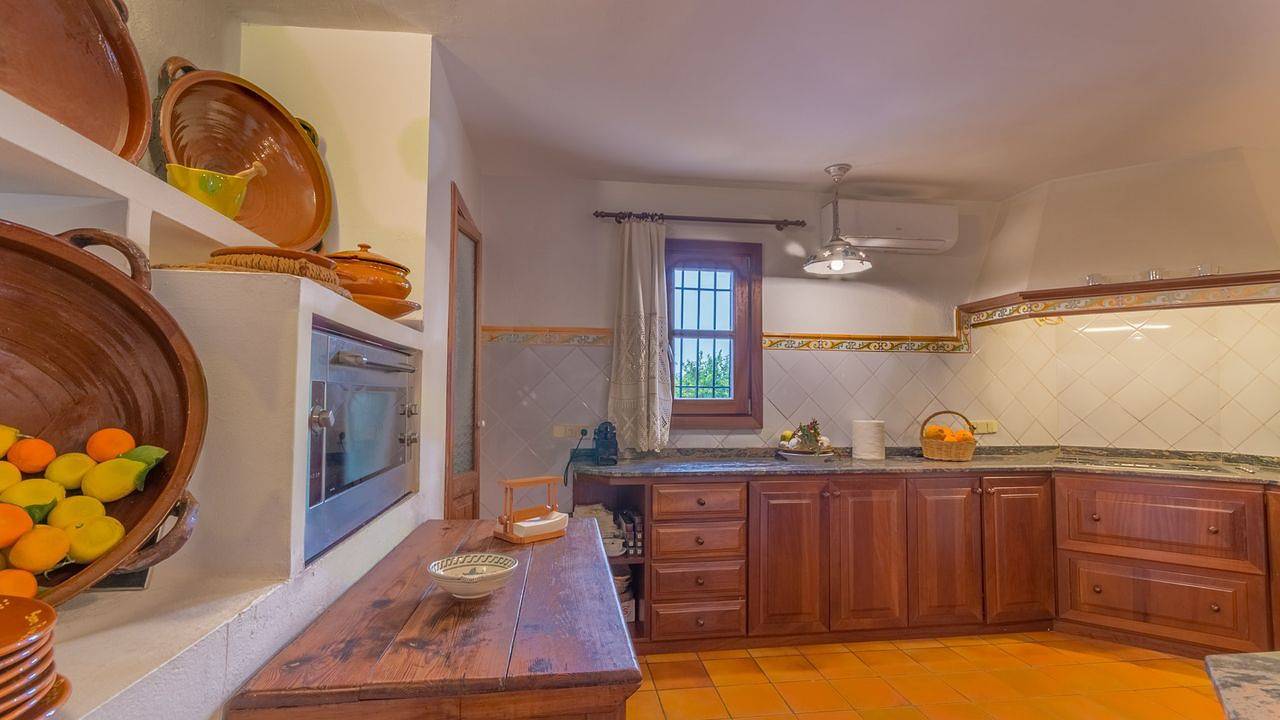 Ferienhaus für 9 Personen (350 m²) in Búger in Búger, Majorca Center