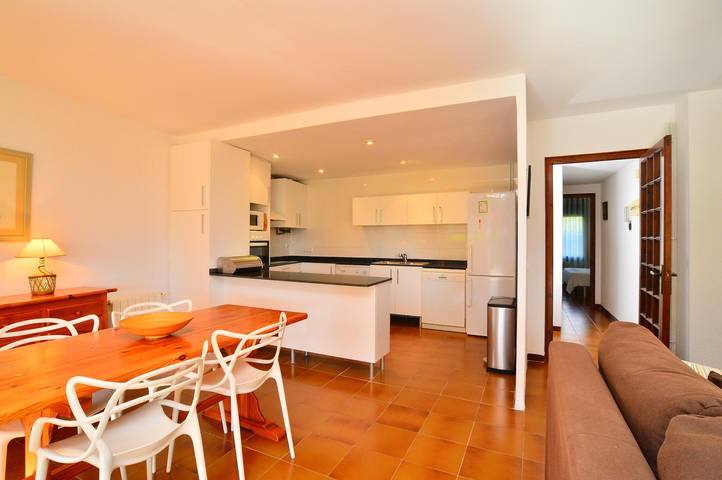 Appartement entier, N-3 rez-de-chaussée communauté avec pisicne in Calella de Palafrugell, Palafrugell
