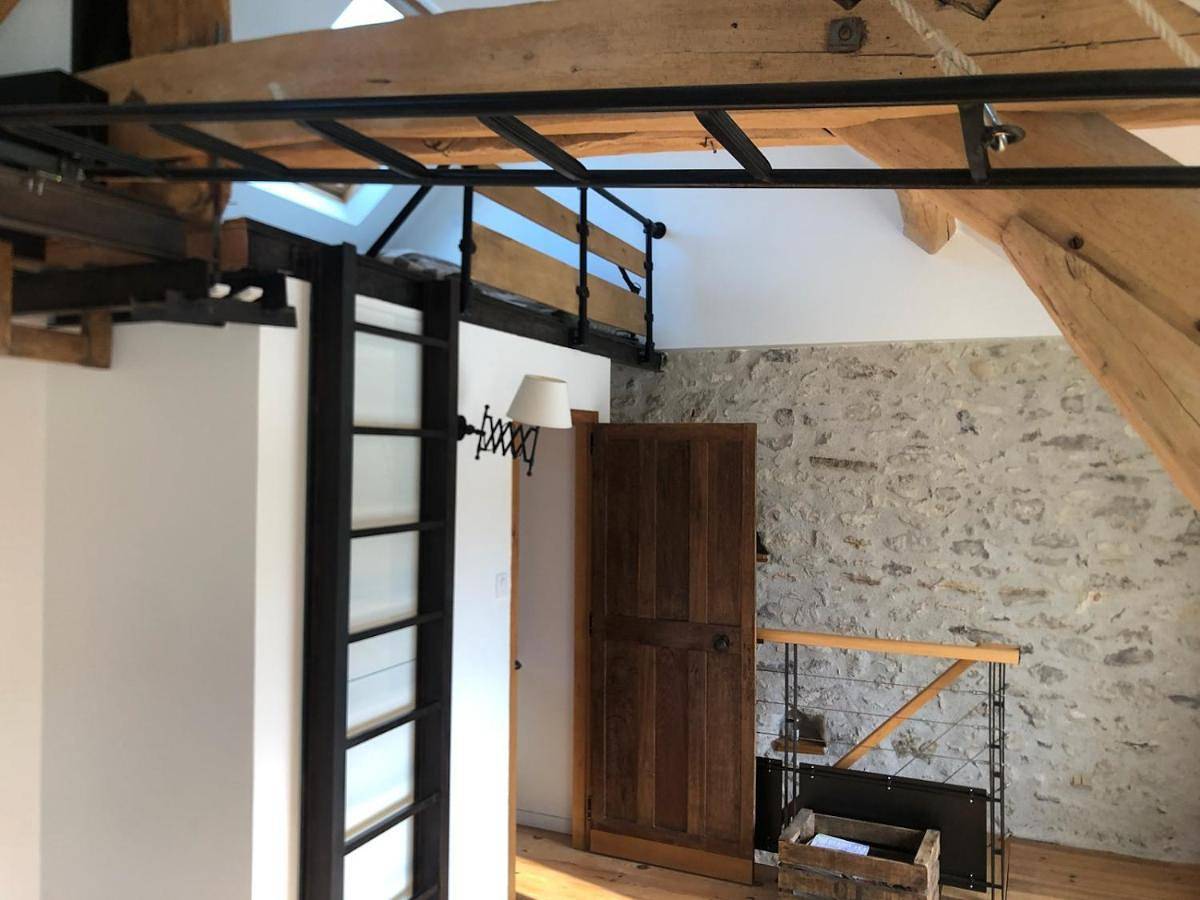 Appartement entier, La Capitainerie, vue directe sur la Loire, calme et confort in Saint-Laurent-Nouan, Sologne