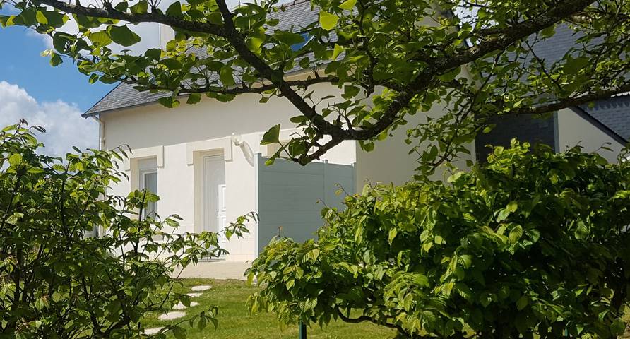 Gîte pour 5 personnes, avec terrasse et jardin