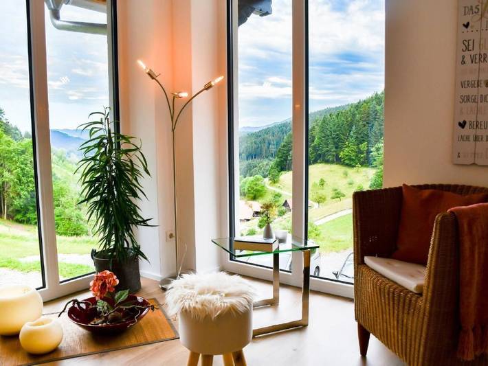 Ferienwohnung für 4 Personen, mit Balkon und Terrasse sowie Sauna und Ausblick in Hausach - 2