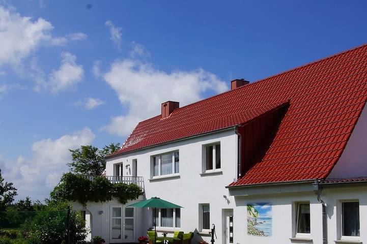 Ferienwohnung für 5 Personen, mit Balkon und Garten - 1