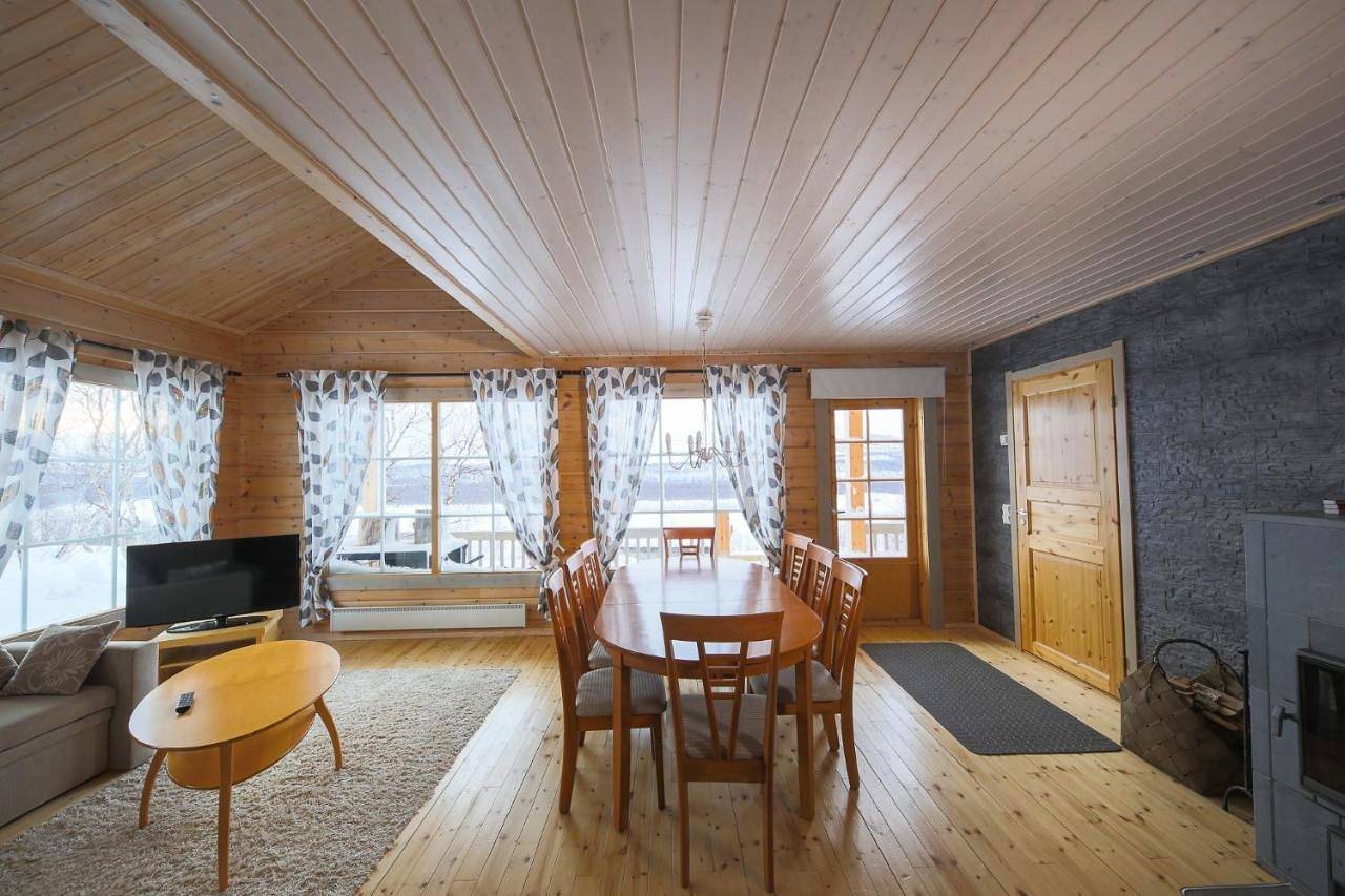 Arctic Aurora Borealis cottages in Laponia