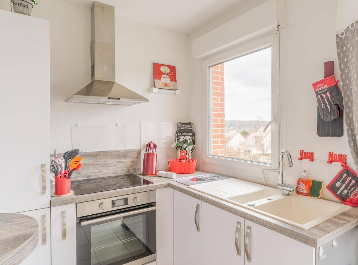Appartement entier, One-Bedroom Apartment in Touques, Région de Lisieux
