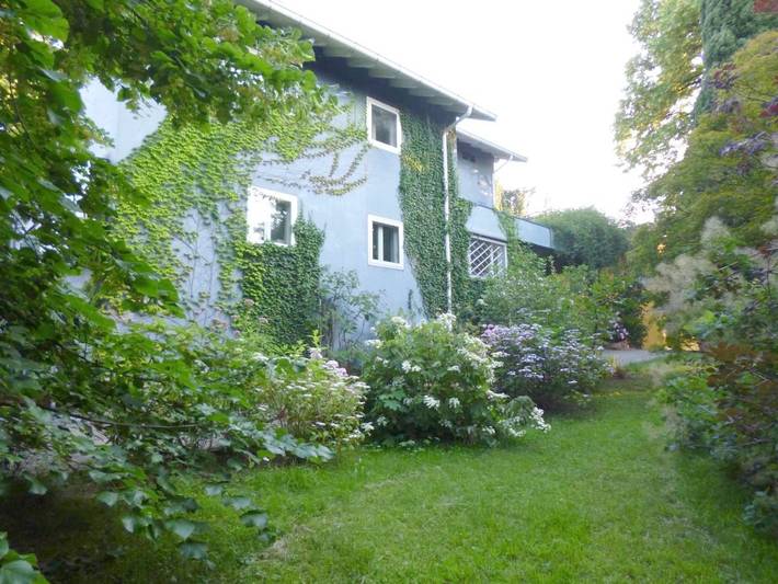 Chambre d’hôte pour 2 personnes, avec terrasse ainsi que vue et jardin