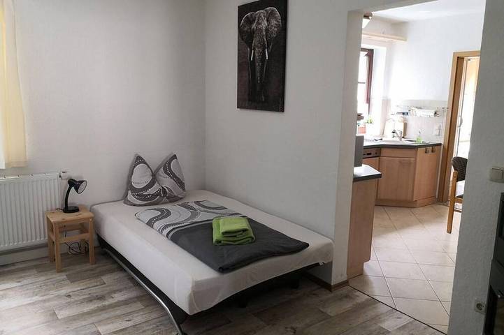 Ferienwohnung für 4 Personen, mit Sauna und Garten sowie Pool in Lengenfeld - 2