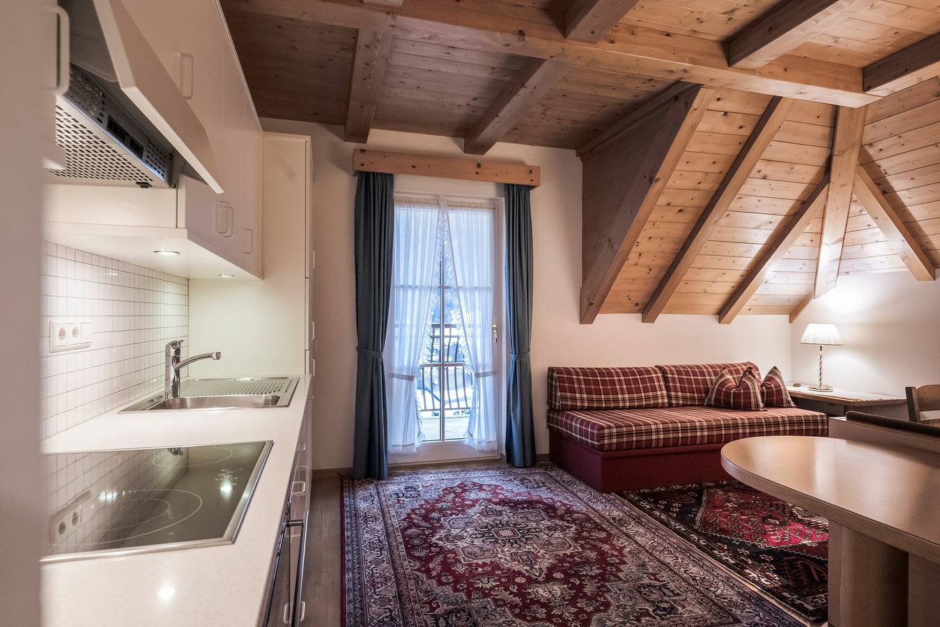 Ganze Wohnung, „Villa Stella Apartment N 62“ mit Bergblick, Wlan, Balkon und Garten in St. Ulrich in Gröden, Dolomiti Superski