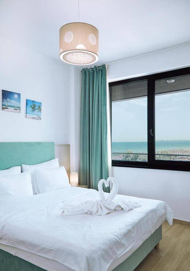 Chambre d’hôte pour 3 personnes, avec terrasse et vue
