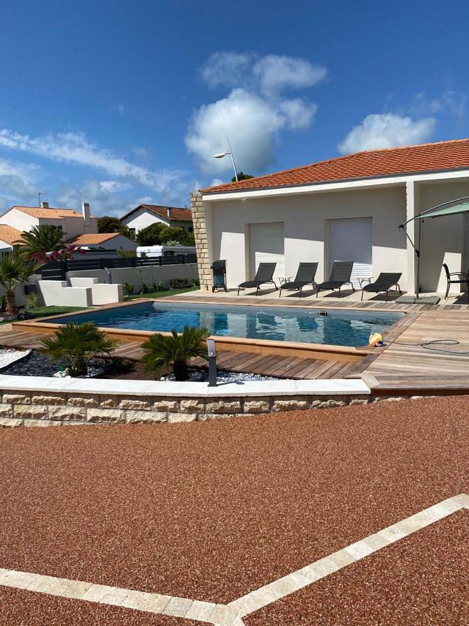 Villa pour 8 personnes, avec Terrasse ainsi que Jardin et Piscine à Vaux-sur-Mer