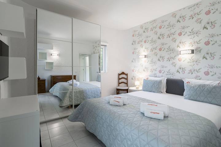 Ganze Wohnung, Hopstays - 2133 Sun & Sea Flat in Cavacos, Quarteira