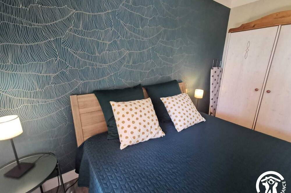 Le Micocoulier - Cournonsec in Cournonsec, Côte d'Améthyste