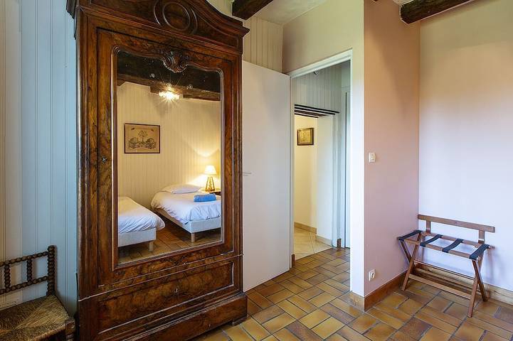 Gîte pour 6 personnes, avec jardin et piscine à Pouillé - 4