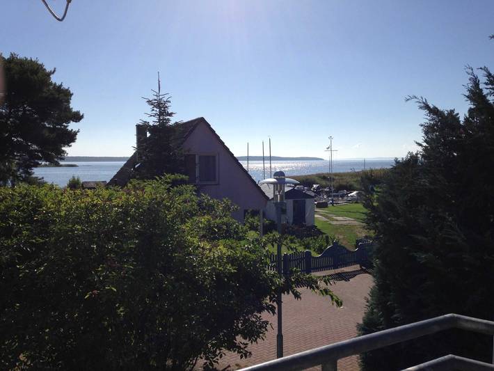 Ferienwohnung für 3 Personen, mit Seeblick und Garten sowie Terrasse, kinderfreundlich in Nord - Rügen - 4