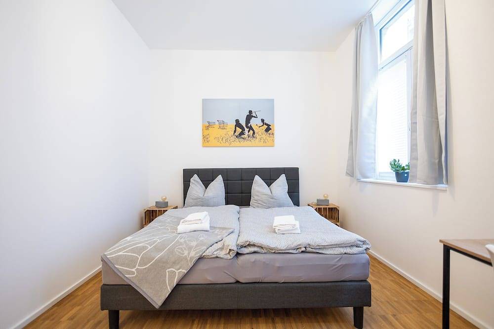 Ganze Wohnung, ★ Ko-Living - Banksy Suite | Mitten im Zentrum | Bis 4 Pers. | Waschmaschine ★ in Halle, Saale-Unstrut