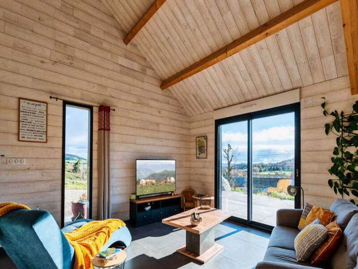 Gîte pour 5 personnes, avec terrasse ainsi que piscine et jardin dans Le Buisson - 3