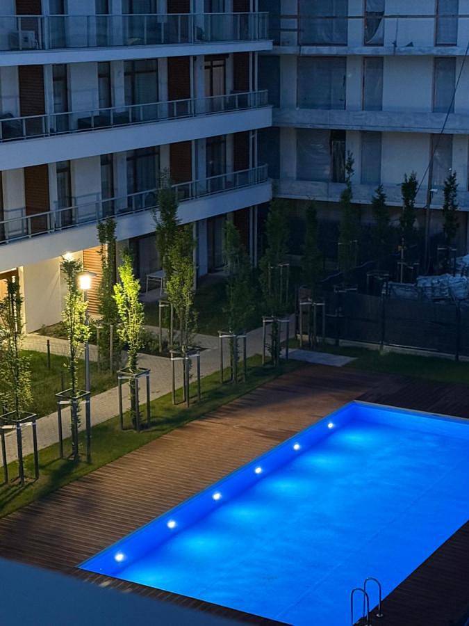 Apartament wakacyjny dla 4 osób, z Balkon i Taras oraz Basen i Widok w Sianożęty