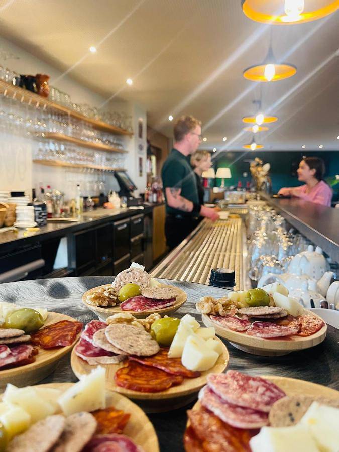 Chambre d’hôte pour 12 personnes, avec jardin ainsi que vue et terrasse, animaux acceptés en Belgique - 4