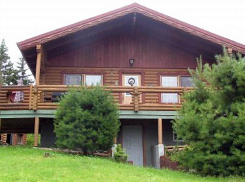 Blockhaus mit Panoramablick und 2 Bäder in Richmond County