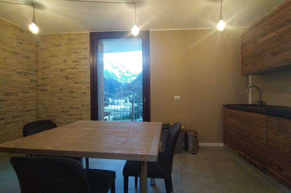 Appartamento intero, Graynite - Adamello Peak - One Apartment in Temù, Valtellina