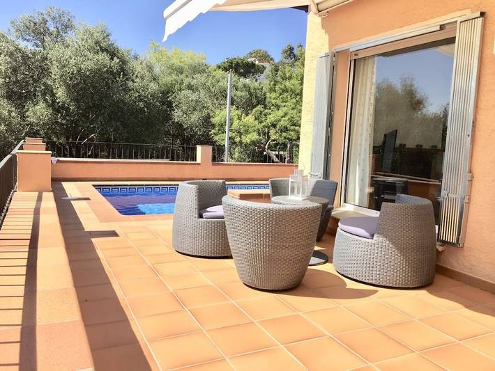 Maison de vacances à Roses avec piscine in El Mas Fumats, Roses
