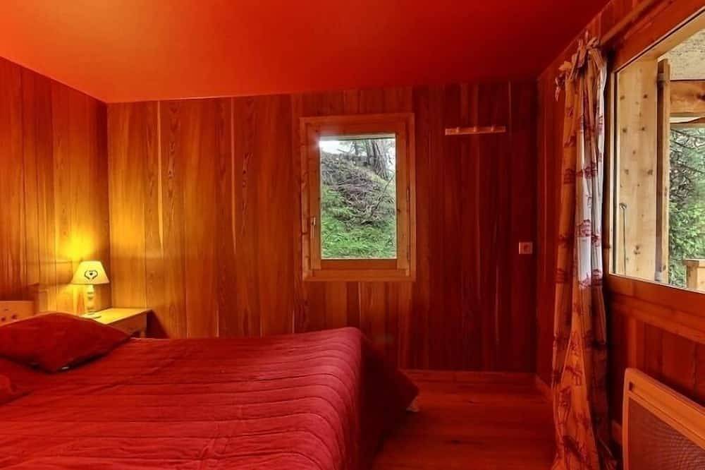 Renoviertes Chalet für 10 Pers, Terrasse und Jacuzzi, nahe Pisten in Plagne Centre, La Plagne-Tarentaise