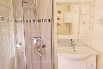 Appartement De Vacances pour 2 Personnes dans Créteil, Val-de-Marne, Photo 2