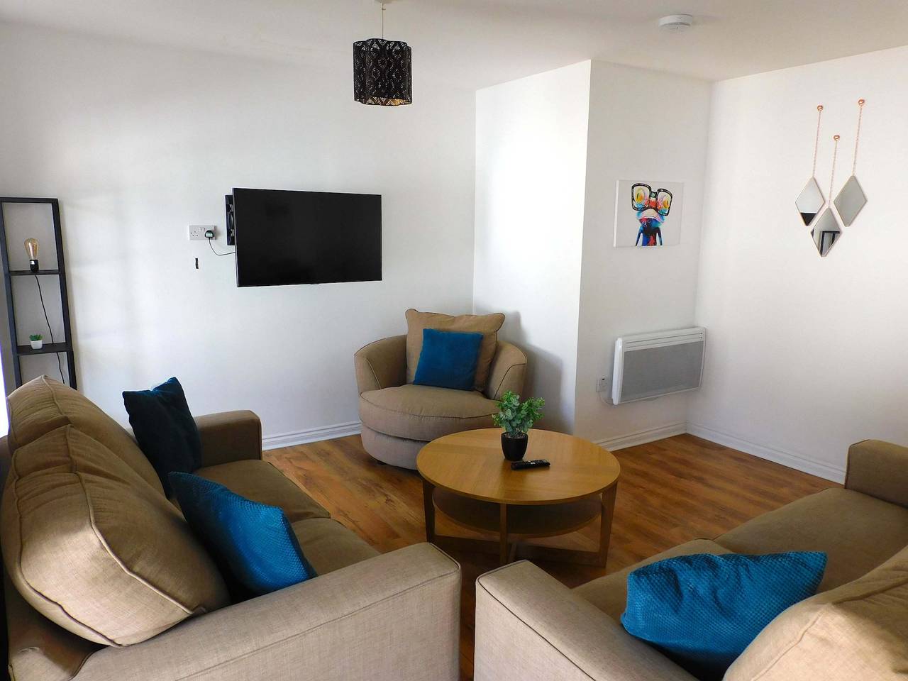 Ganze Wohnung, No 5 - Modern 2 bedroom Apartment in Lanark Town Centre in Süd Lanarkshire