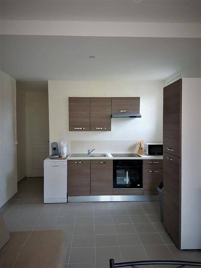 Gîte pour 4 personnes, avec terrasse et piscine à Saint-Hilaire-de-Brethmas - 4