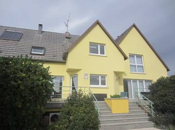 Gîte pour 5 personnes, avec jardin et terrasse à Kunheim