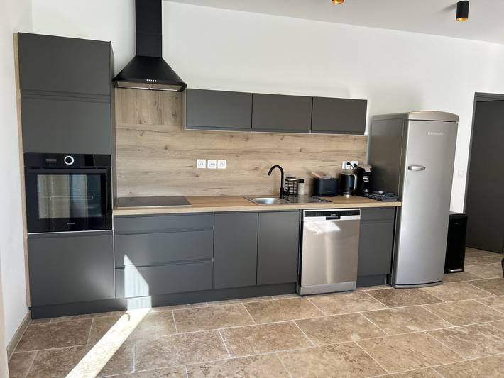 Gîte pour 6 personnes, avec piscine ainsi que jardin et terrasse à Vallon-Pont-d'Arc - 3