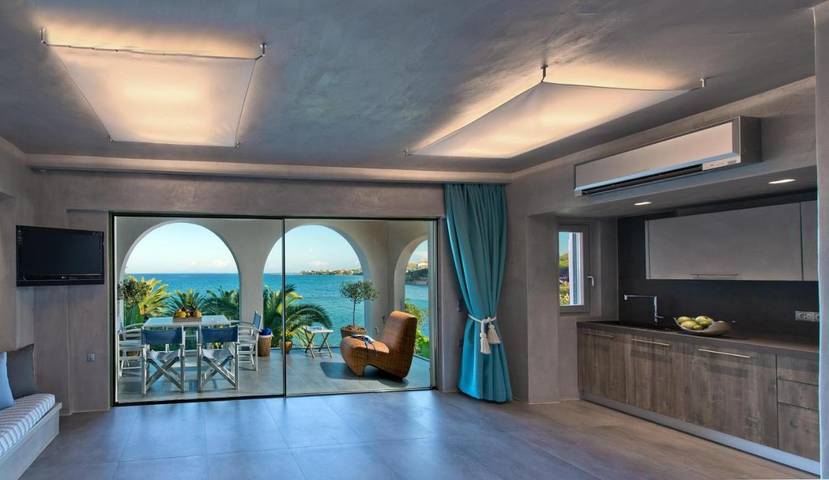 Villa für 2 Personen, mit Pool und Garten sowie Ausblick in Griechenland
