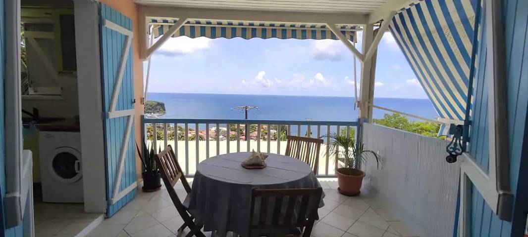 Location de vacances pour 2 personnes, avec terrasse dans Arrondissement Saint-Pierre