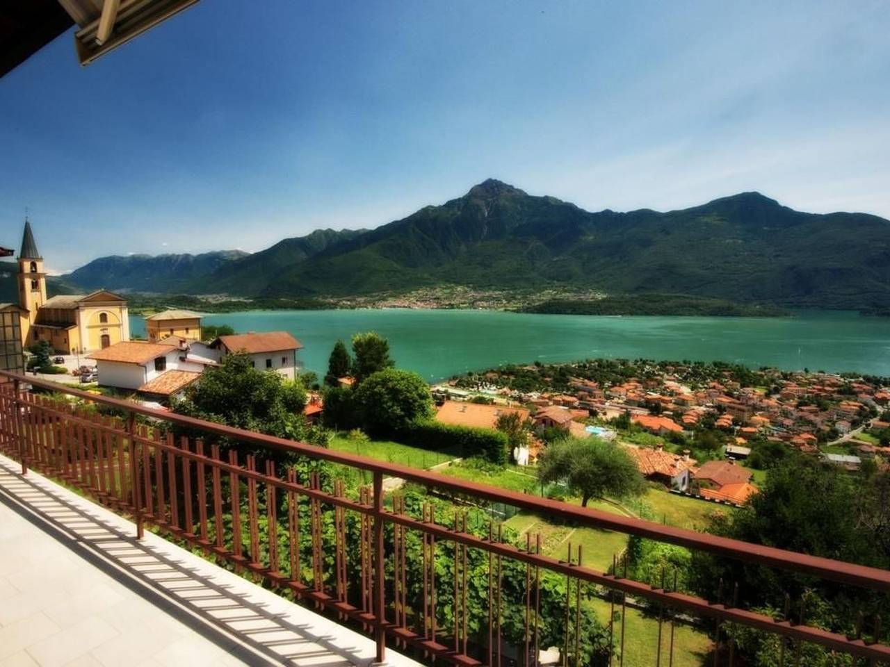 Ganze Wohnung, Casa Luna' Wohnung mit Wasserblick in Vercana, Gemeinde Vercana