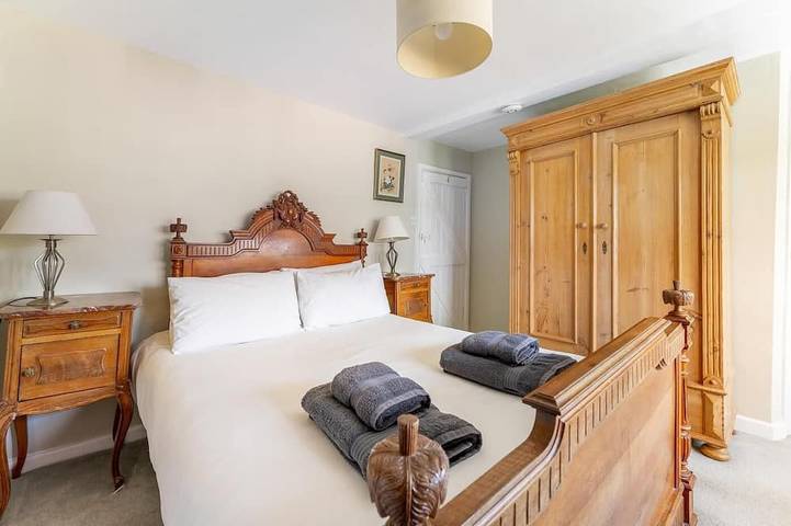 4 Bed in Hawkshead (oc-lr116) in Lake District