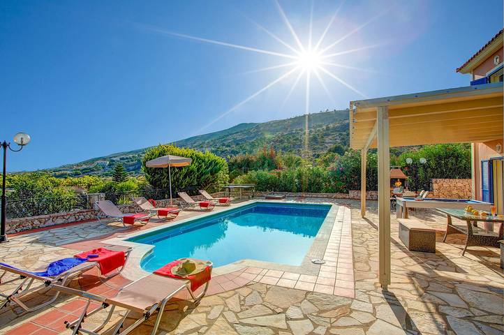 Villa pour 6 personnes, avec jardin dans Skala - 2