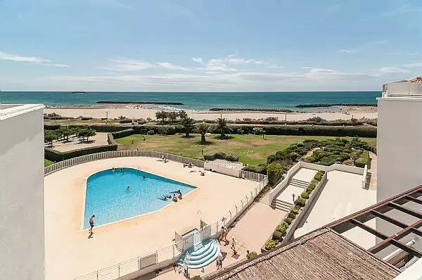 Appartement entier, Appartement 3 pièces 6 personnes Confort - Vue mer in Cap d'Agde, Agde