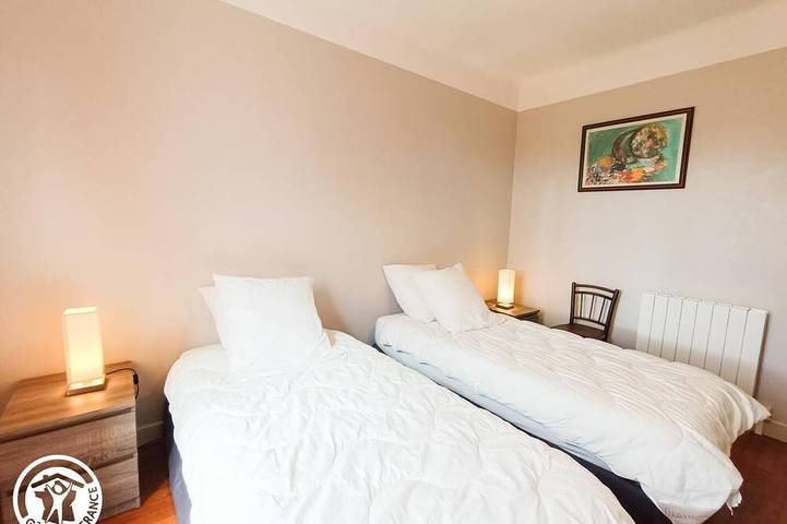 Location de vacances pour 9 personnes, avec jardin à Bétaille - 3