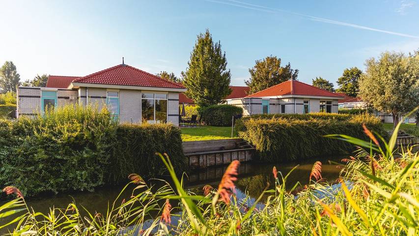Ferienhaus für 6 Personen, mit Garten und Pool in Andijk